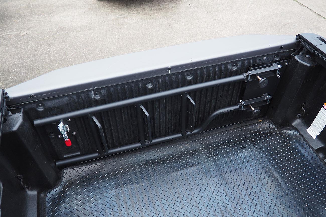 EasyStep - Pickup Truck Tailgate Ladder - Eagle 4x4