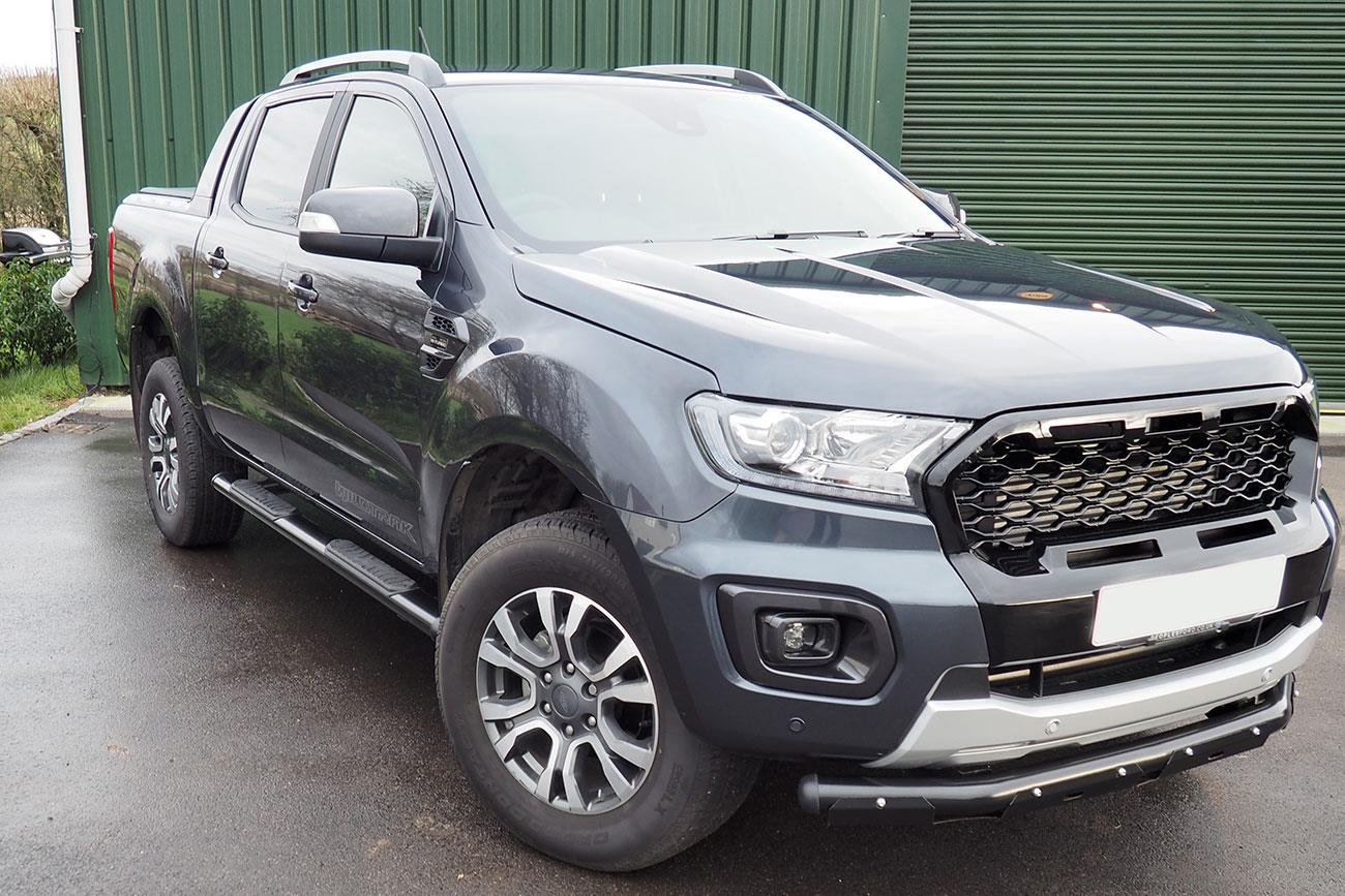 Fiat FullBack SpeedWay Oval Side Steps Black - Eagle 4x4
