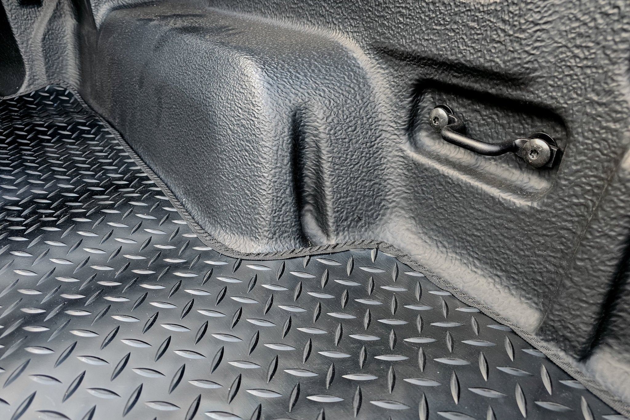 Ford Ranger 2023+ (Excl. Raptor) 3mm Chequered Rubber Loadbed Mat - Eagle 4x4