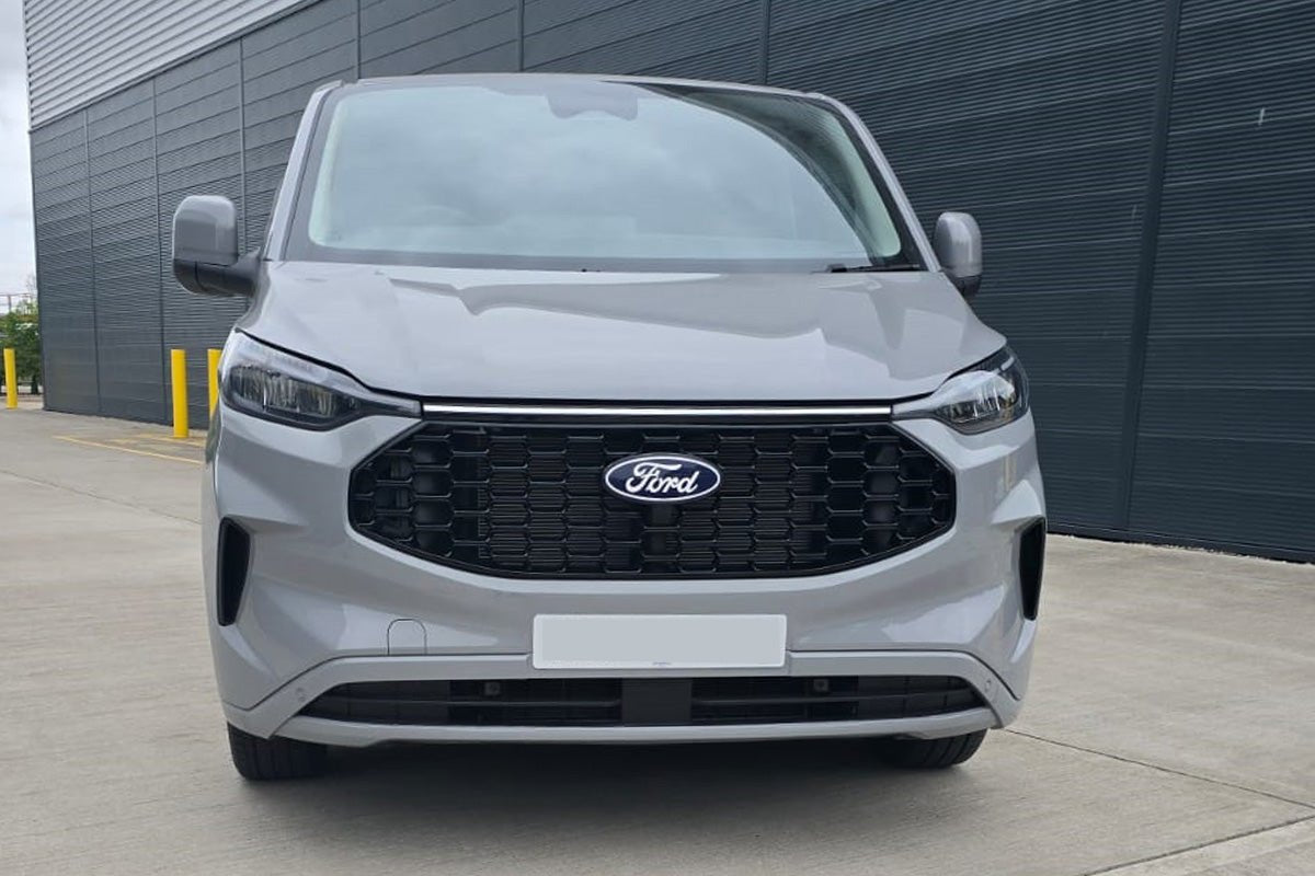 Ford Transit Custom 2024+ Stealth Grille - Eagle 4x4