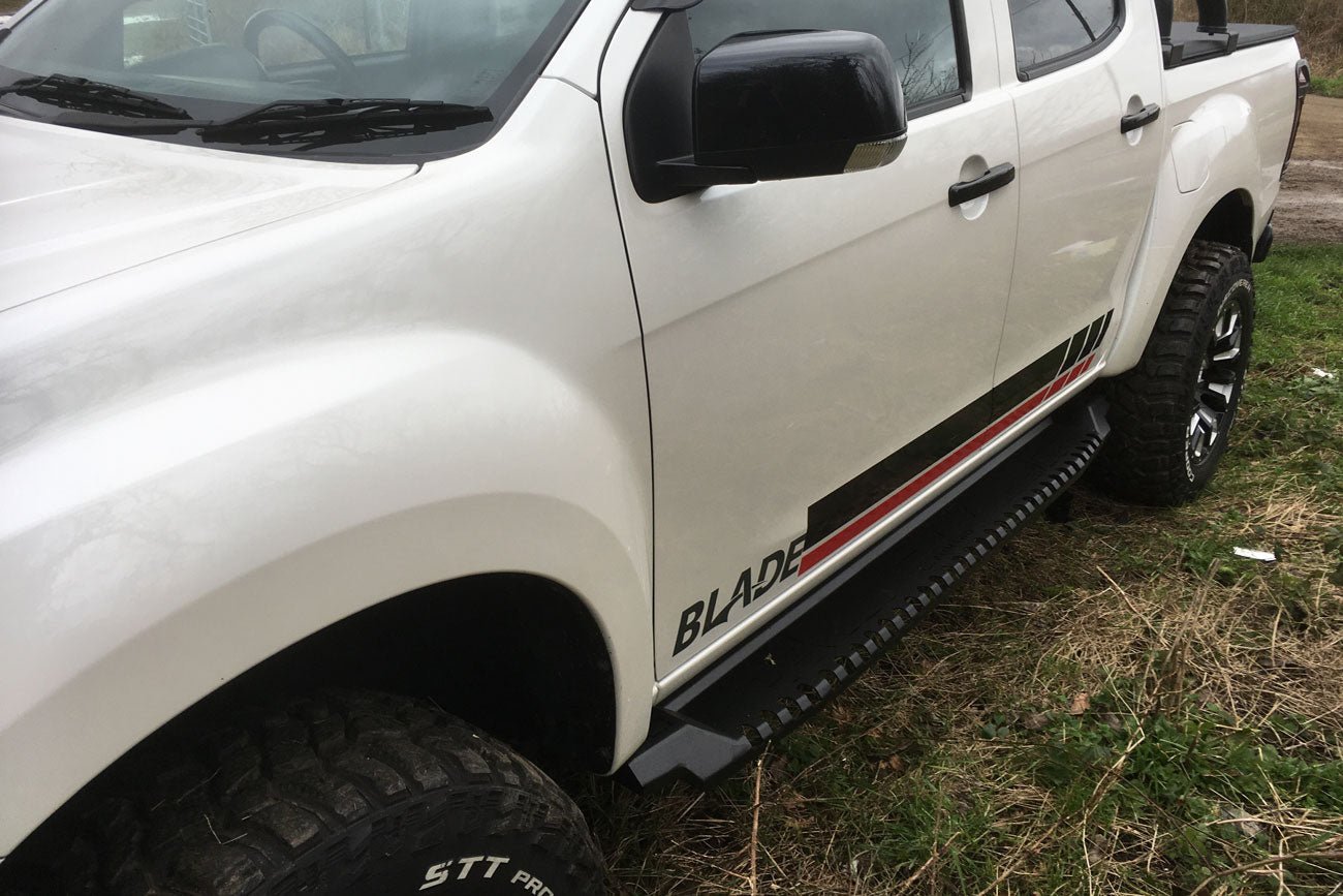 Isuzu D - Max 2021+ FALCON V1 Side Steps - Eagle 4x4