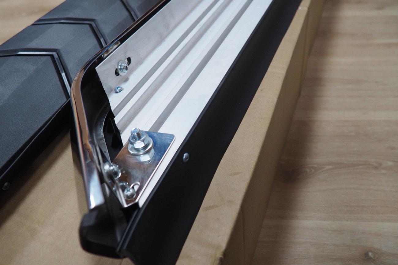 Isuzu D - Max Alpine F1 Running Boards - Stainless Steel - Stainless Steel - Eagle 4x4