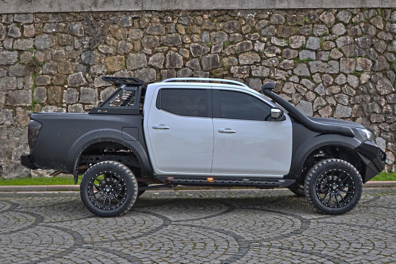 Isuzu D - Max Huntsman Roll Bar and Basket - Eagle 4x4