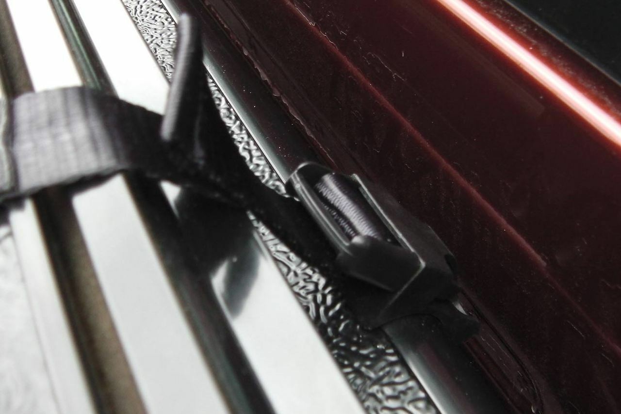 Isuzu Rodeo Eagle1 Hard Tri Fold Tonneau Cover - Eagle 4x4
