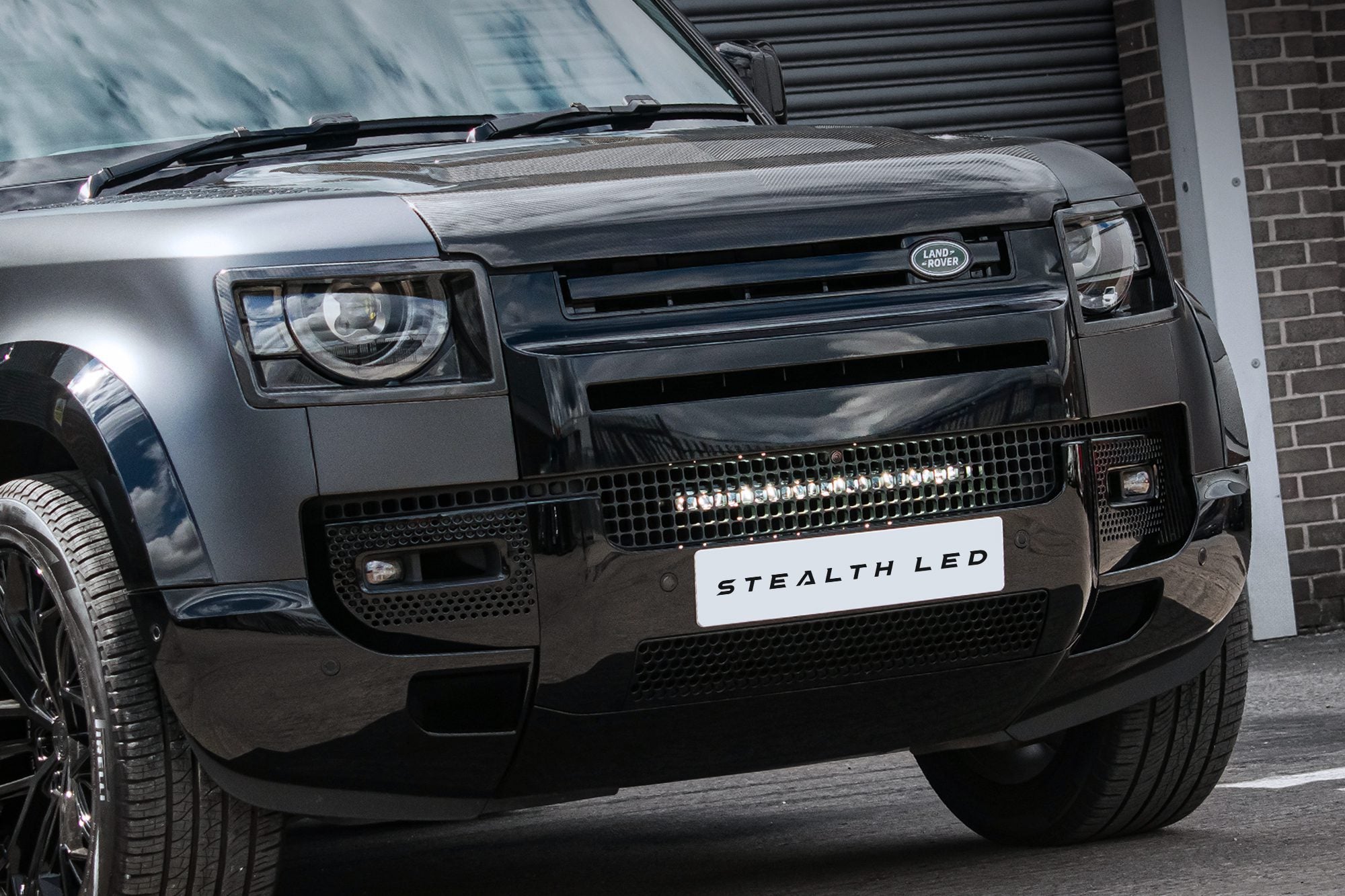 Land Rover Defender L663 2020+ Spyder Stealth 20 - inch Luminous LED Integration Grille Kit - Eagle 4x4