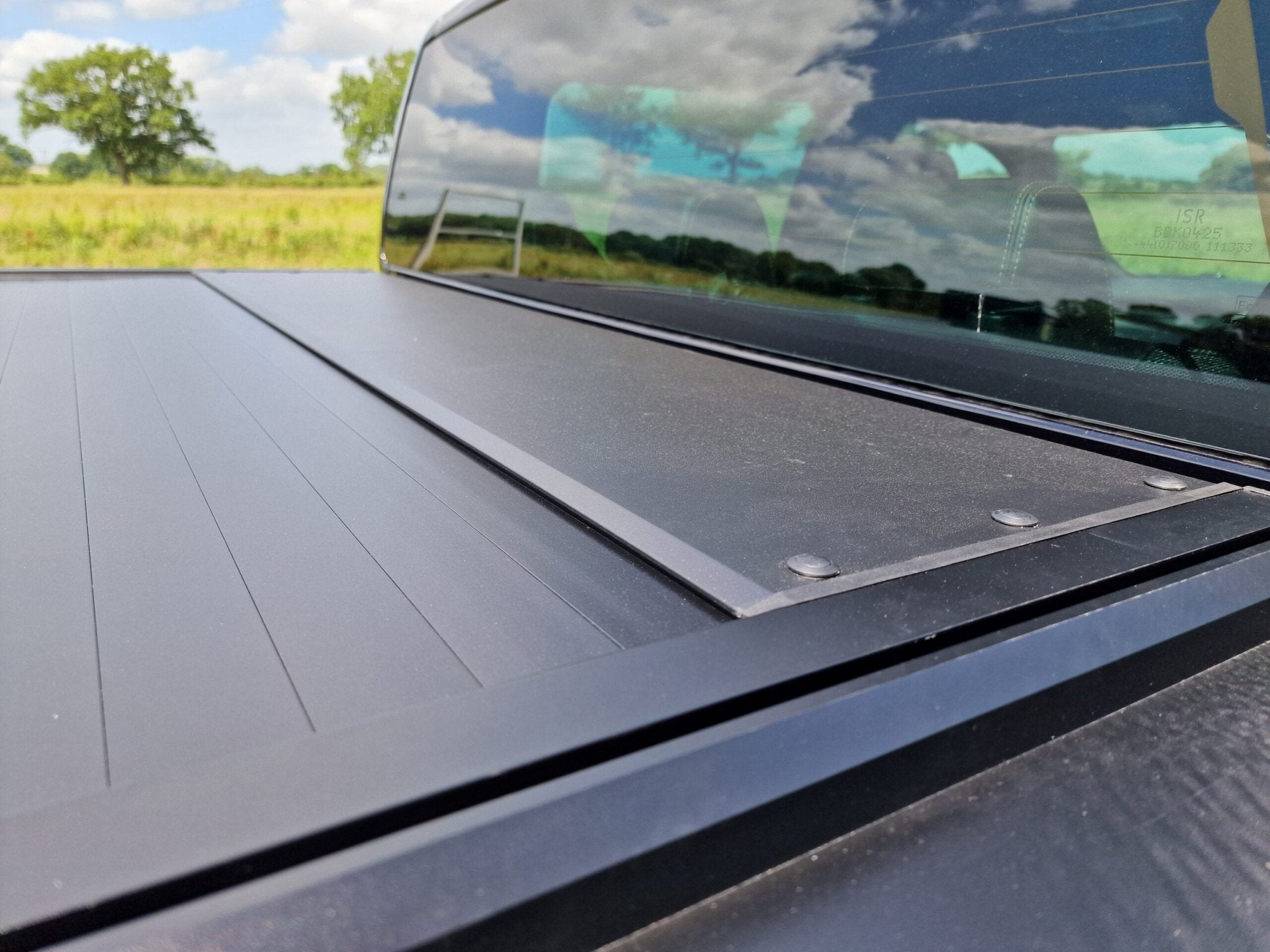 Mercedes X - Class Electric ProRoll Roller Shutter - Eagle 4x4