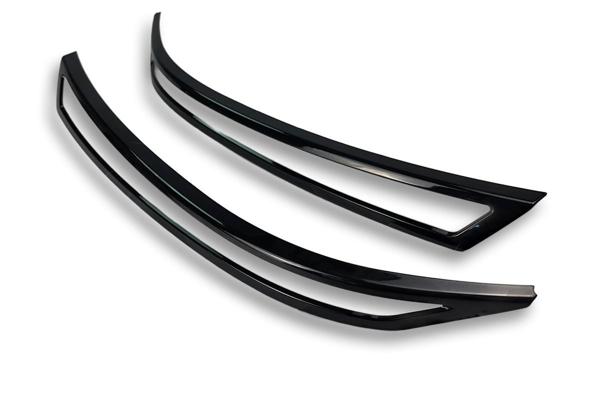 Mitsubishi L200 2026+ Series 7 (Mk10) Upper Headlight Surrounds - Eagle 4x4