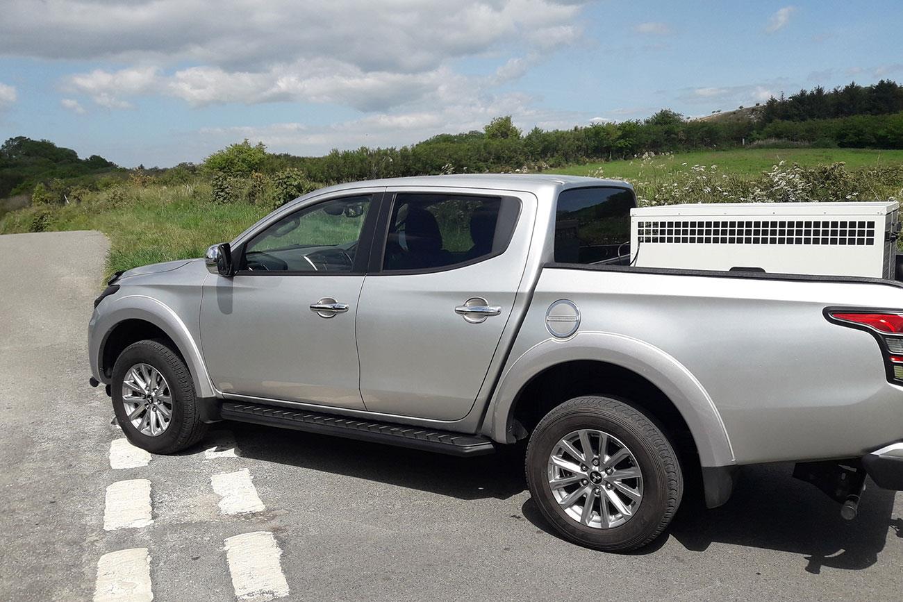 Mitsubishi L200 BLACK Side Steps - Alpine F1 Black Running Boards - Matt Black - Eagle 4x4