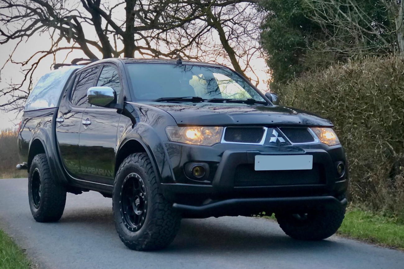 Mitsubishi L200 Rhino Black Spoiler Bar 2006 - 2015 - Eagle 4x4