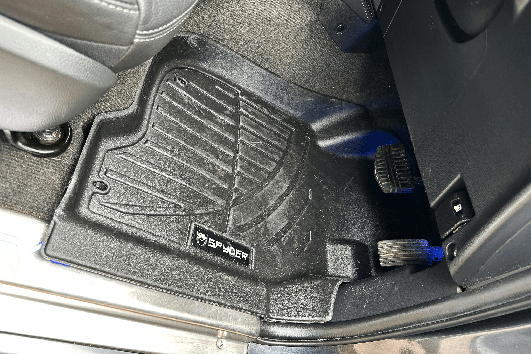 Mitsubishi L200 Series 5/Series 6 Spyder Floor Mats - Full Set - Eagle 4x4
