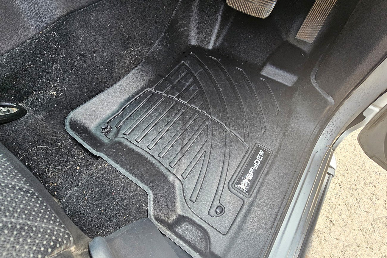 Nissan Navara NP300 2015 - 2022 Spyder Floor Mats - Full Set - Eagle 4x4