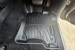 Nissan Navara NP300 2015 - 2022 Spyder Floor Mats - Full Set - Eagle 4x4