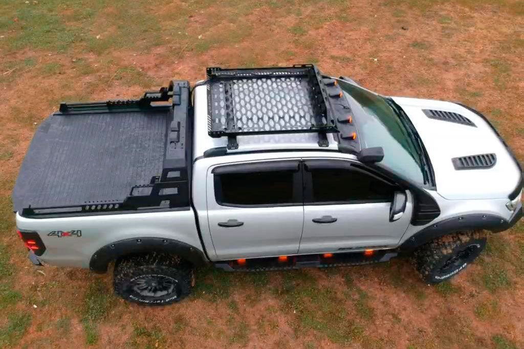 Nissan Navara NP300 Combat Roll Bar with LED Light Pods - Eagle 4x4