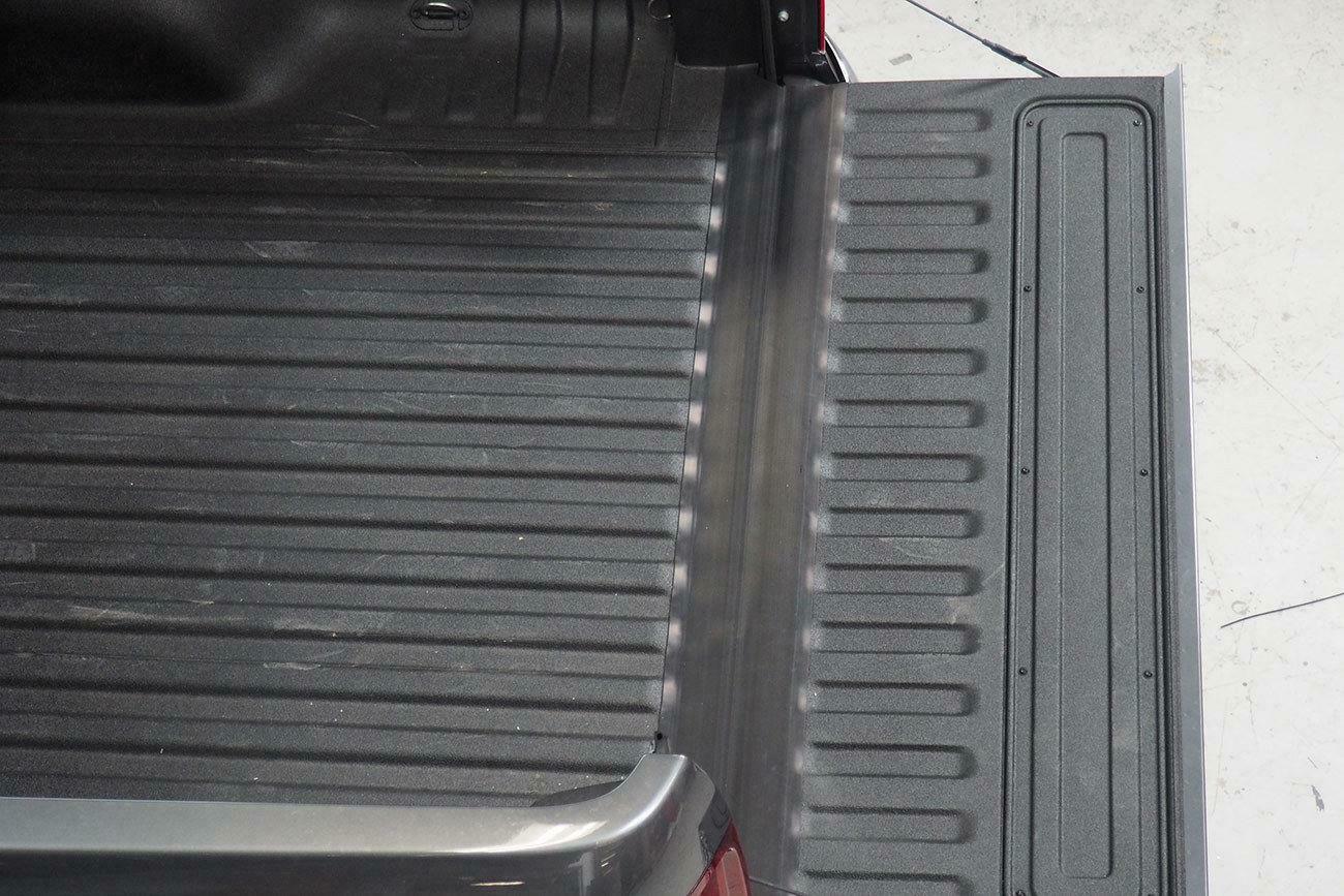 Rok Block Tailgate Guard 7 inch Width - Eagle 4x4