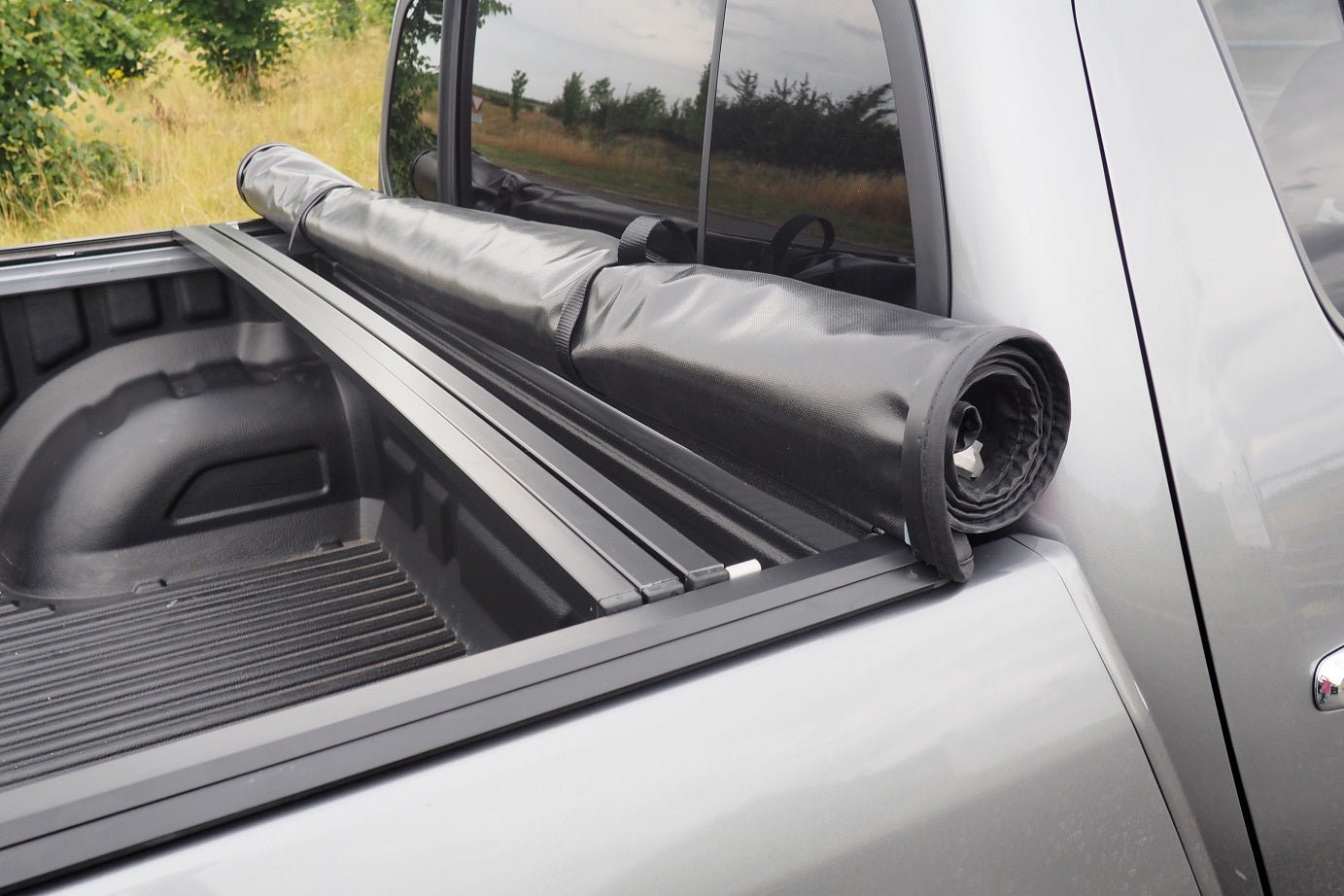 Soft Roll Up Tonneau Cover & BLACK F1 Roll Bar For Isuzu D - Max - Matt Black - Eagle 4x4