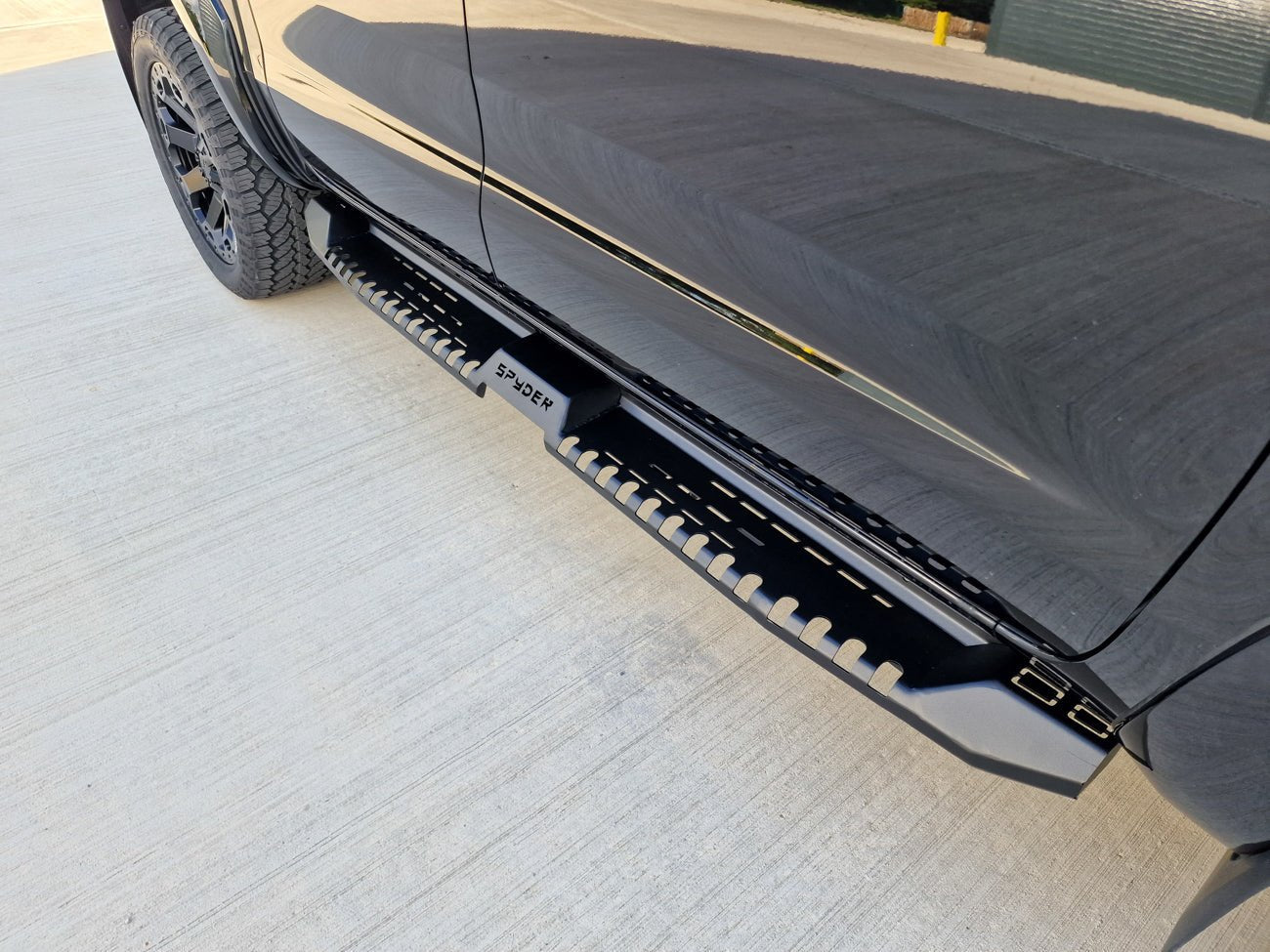 Ssangyong Rexton 2018+ Spyder - X Side Steps - Eagle 4x4