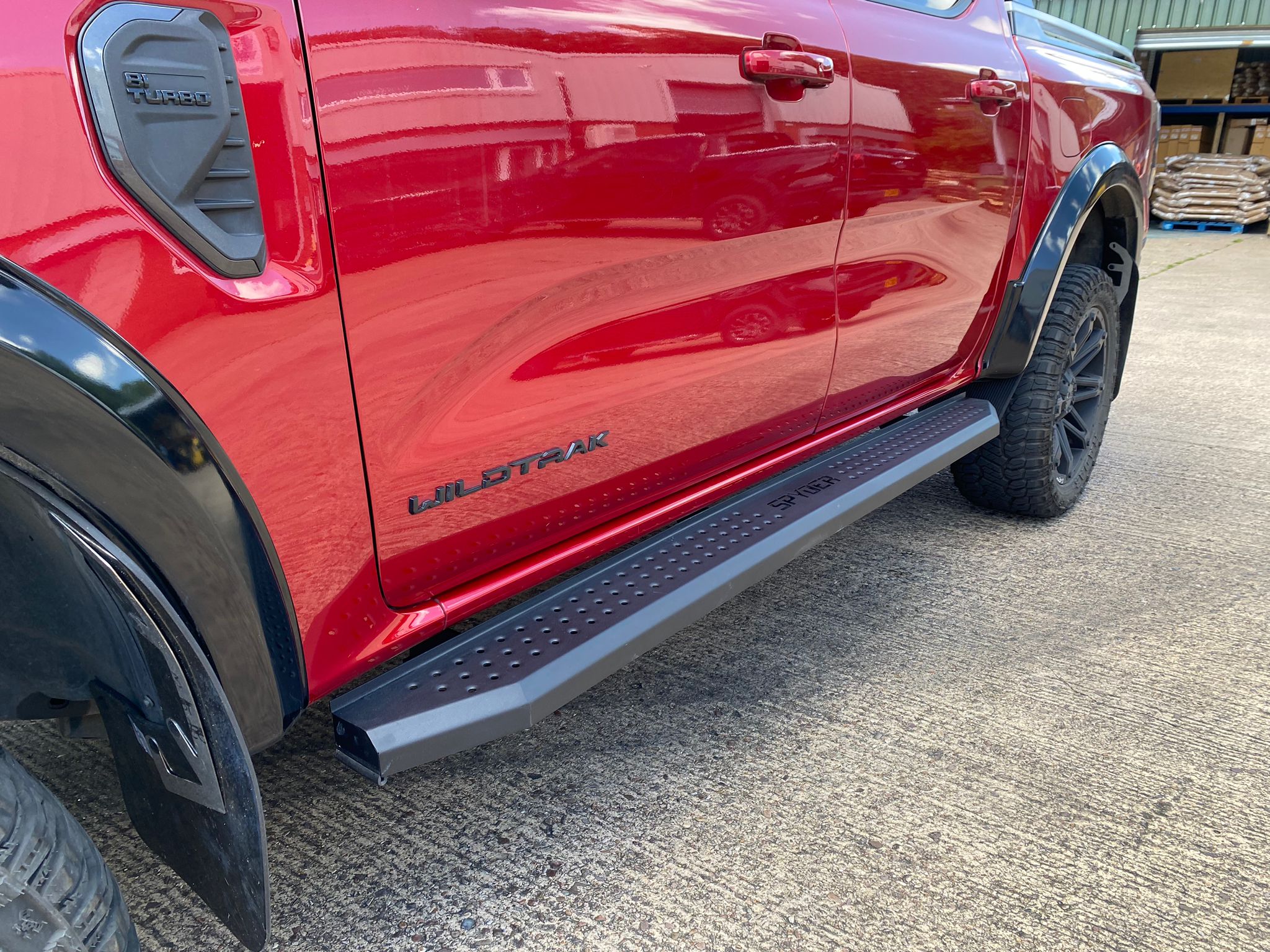 Toyota Hilux 2005 - 2015 Alpine Spyder F2 Side Steps - Eagle 4x4