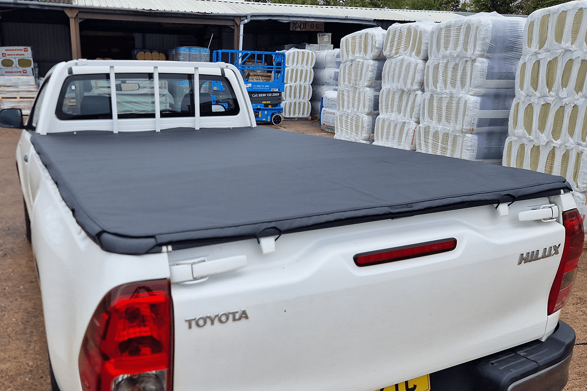 Toyota Hilux 2016+ (Revo) Single Cab Soft Bungee Tonneau Cover - Eagle 4x4