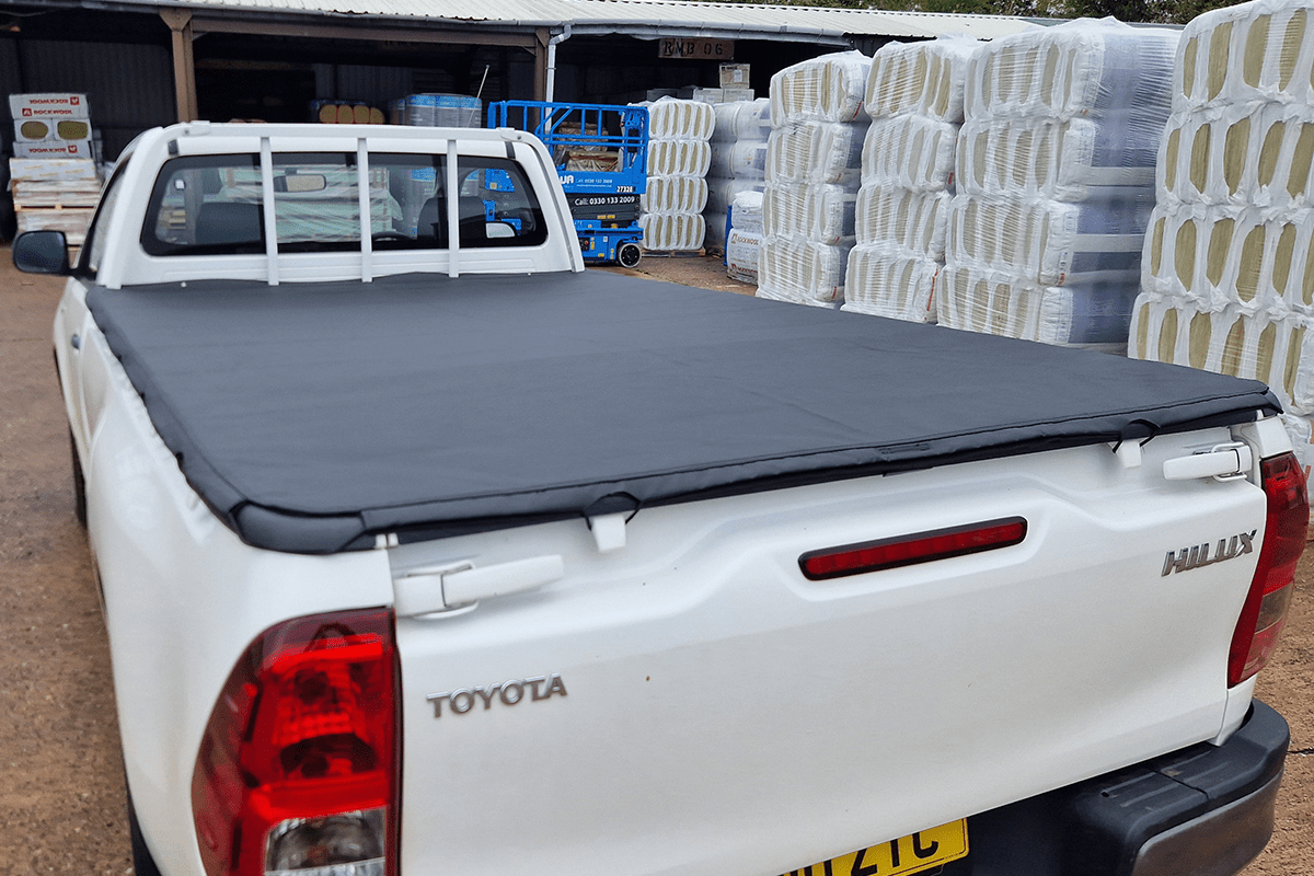 Toyota Hilux 2016+ (Revo) Single Cab Soft Bungee Tonneau Cover - Eagle 4x4