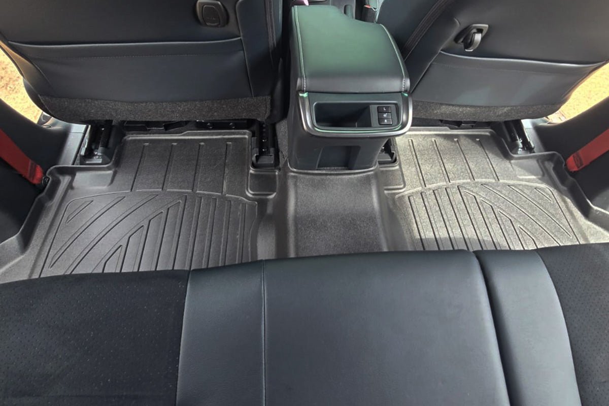 Toyota Hilux 2021+ Spyder Floor Mats - Full Set - Eagle 4x4