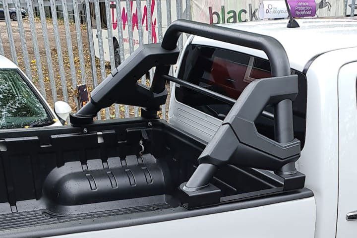 Toyota Hilux (Revo) F1 Style Roll Bar - Black - Fits with Tonneaus - Matt Black - Eagle 4x4