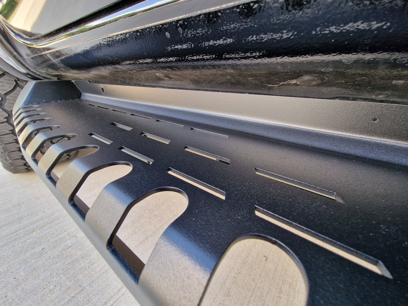 Volkswagen Amarok 2010 - 2022 Spyder - X Side Steps - Eagle 4x4