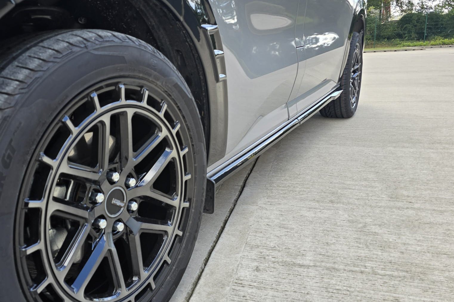 VW Transporter T7 2024+ (LWB) Stratos Side Skirts (4pcs) - Eagle 4x4