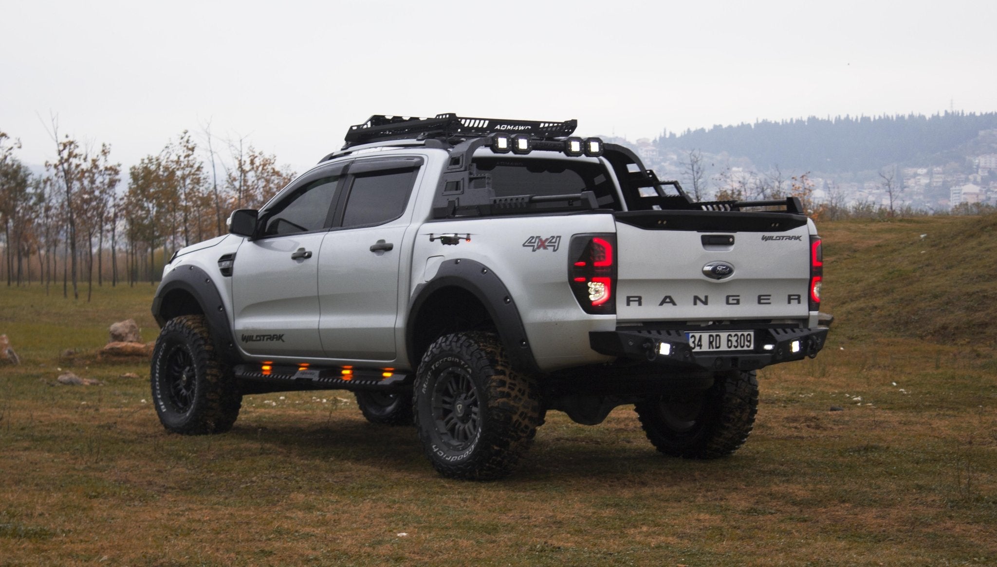 AQM Roll Bar with LED Pod Lights - D - Max and Amarok - Eagle 4x4