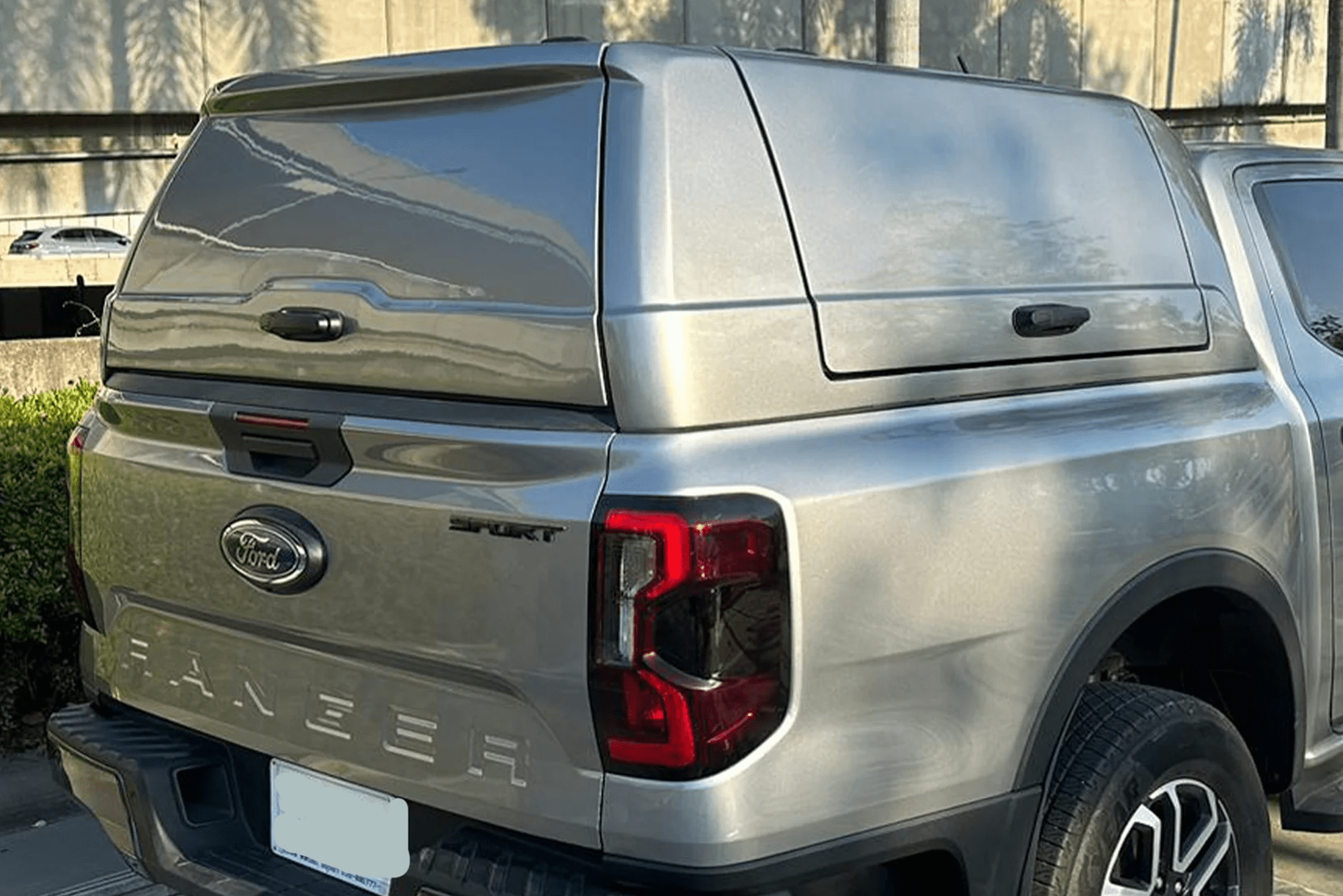 Ford Ranger 2023+ Ridgeback Max V2 Hardtop - Gullwing Sides - Eagle 4x4