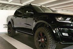 Ford Ranger T6/T7/T8 Eagle1 Electric Side Steps - Eagle 4x4