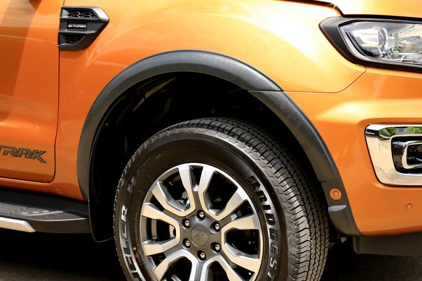 Ford Ranger T8 Wheel Arch Extentions - Slim - WITH Park Assist - Eagle 4x4