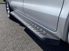 Isuzu D - Max 2021 - ALPINE F1 Running Boards - Side Steps - Matt Black - Eagle 4x4