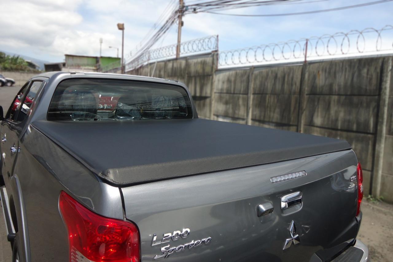 Mitsubishi L200 Series 5 – Premium Roll Up Soft Tonneau Cover - Eagle 4x4