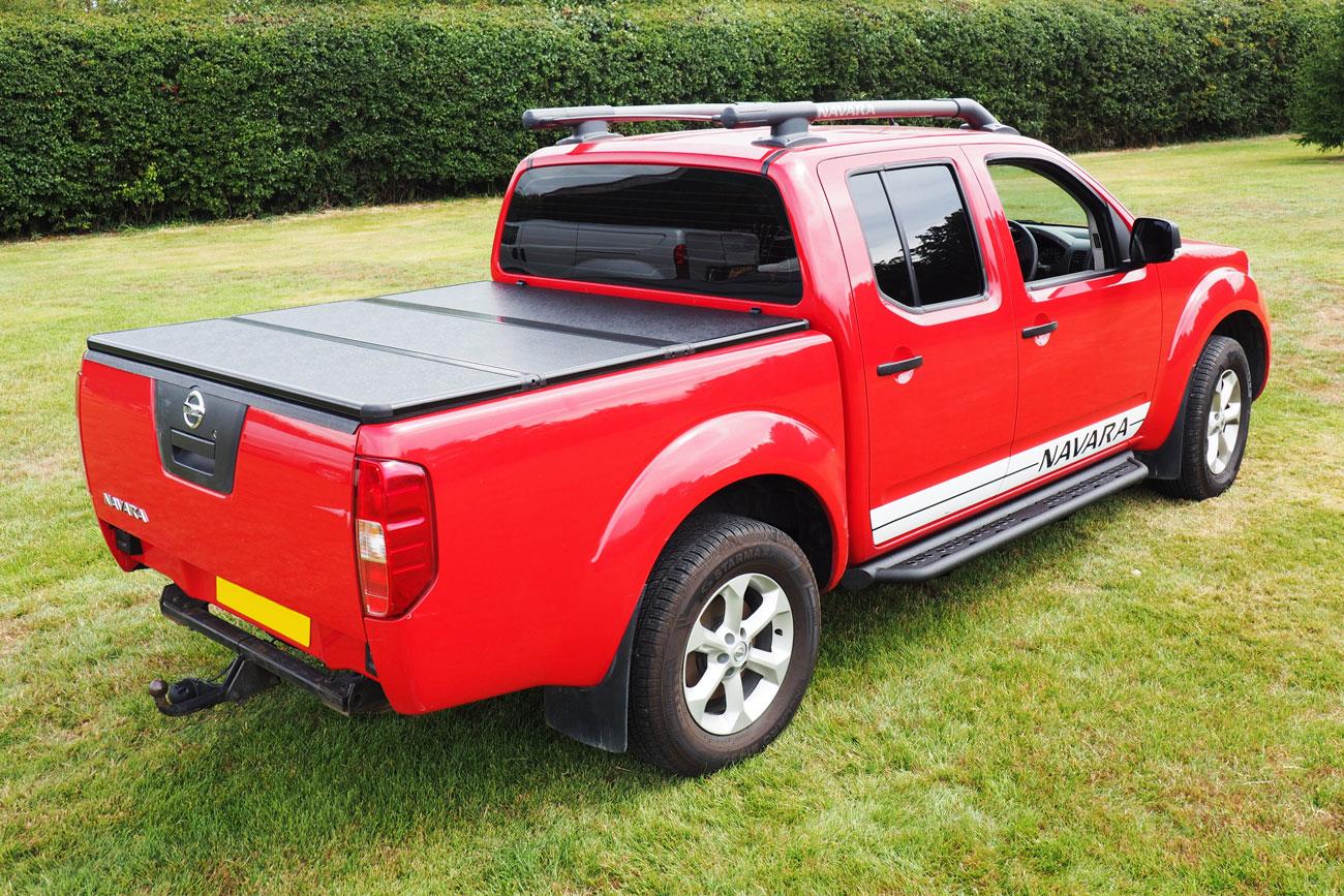 Nissan Navara D40 Eagle1 Hard Tri Fold Tonneau Cover - Eagle 4x4