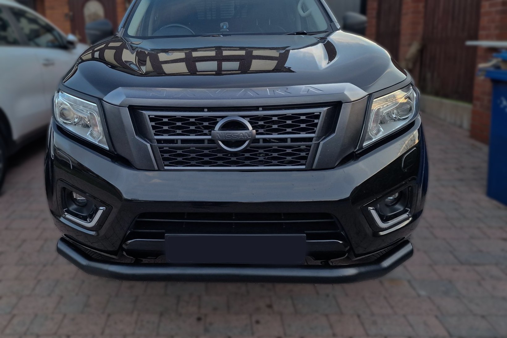 Nissan Navara NP300 Hex2 Grille - Eagle 4x4
