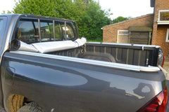 TOYOTA HILUX SOFT ROLL - UP TONNEAU COVER - FLASH COVER - FITS WITH LADDER RACK - Eagle 4x4