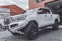 Toyota Hilux SPYDER V2 Side Side Steps 2016+ - Eagle 4x4